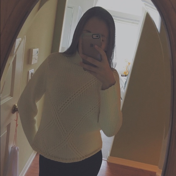 Anne Taylor sweater - Picture 2 of 4